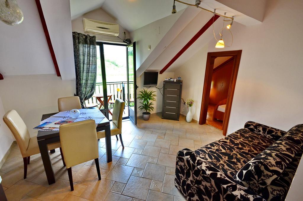 Apartments Ivetic Kotor Pokoj fotografie